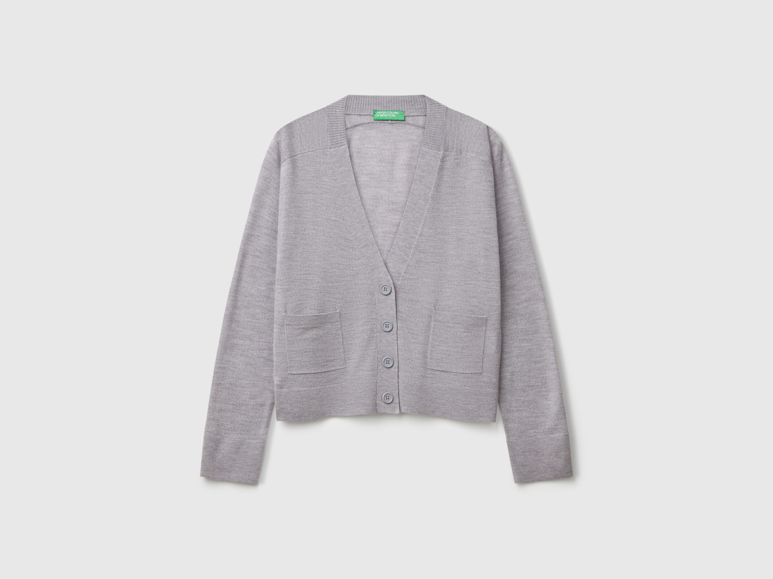 cardigan-benetton-700ads-1.jpg
