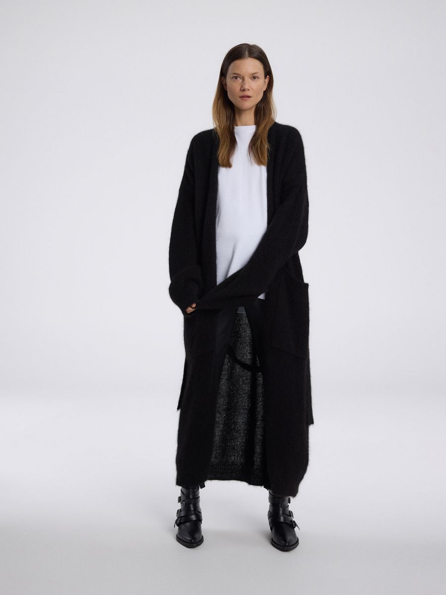 cardigan-nero-lungo-299iew-1.jpg